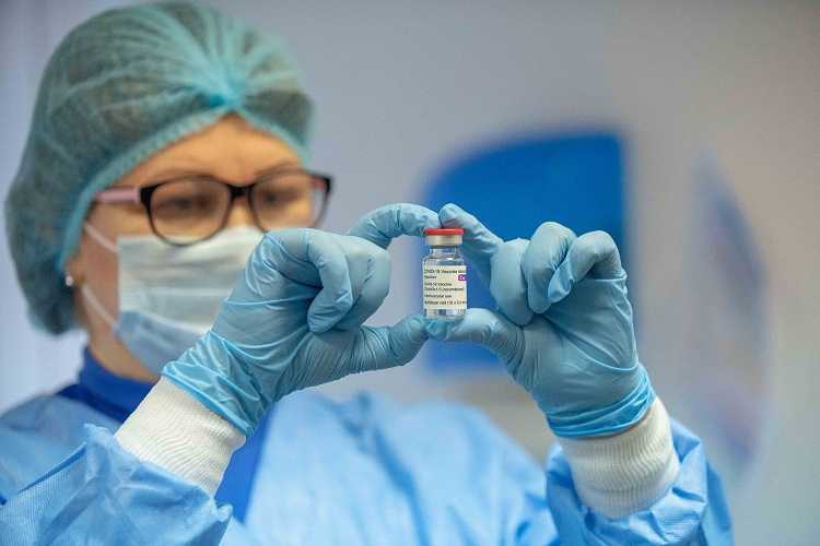 «Желающих мало». Директор больницы Вулканешт о вакцине AstraZeneca