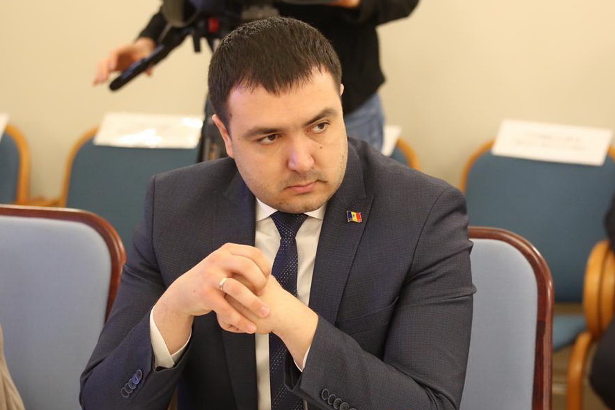 Депутат из Гагаузии о ЧП: В Молдову поступит вакцина из России, а локдауна не будет 