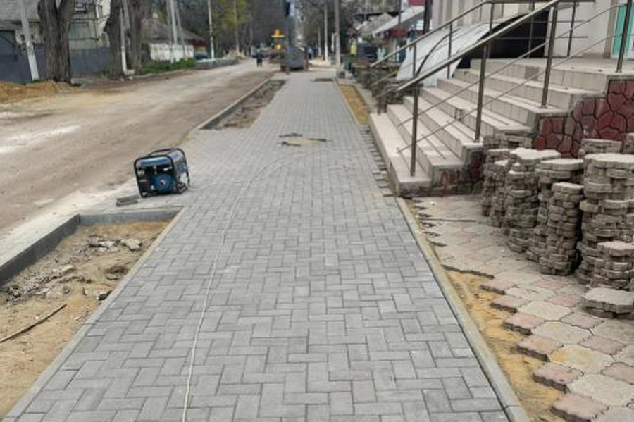 «Обеспечим безопасный доступ к школам»: В Вулканештах реконструируют тротуары 
