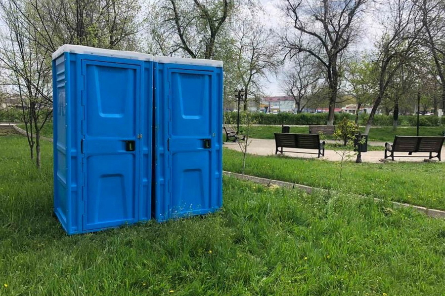 «Соблюдайте чистоту». В парке Чадыр-Лунги установили биотуалеты
