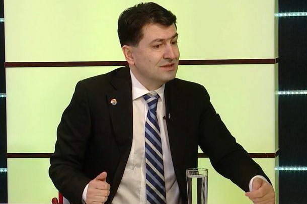 «Это политика»: эксперт объяснил желание Майи Санду сместить Александра Стояногло