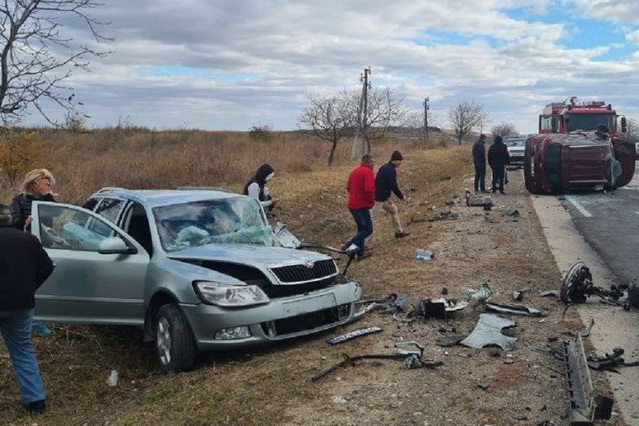 Уснула за рулем: в аварии вблизи Криулян пострадали ребенок и женщина