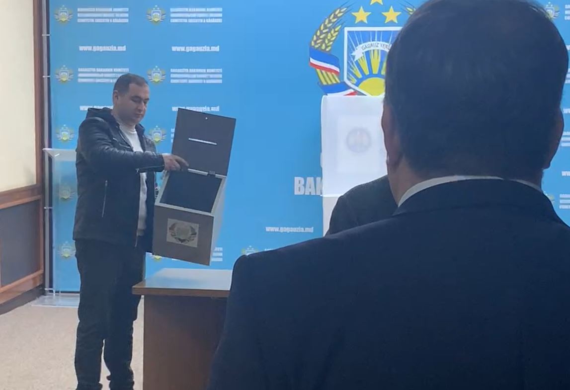 Депутаты в 12-й раз попробуют избрать спикера НСГ