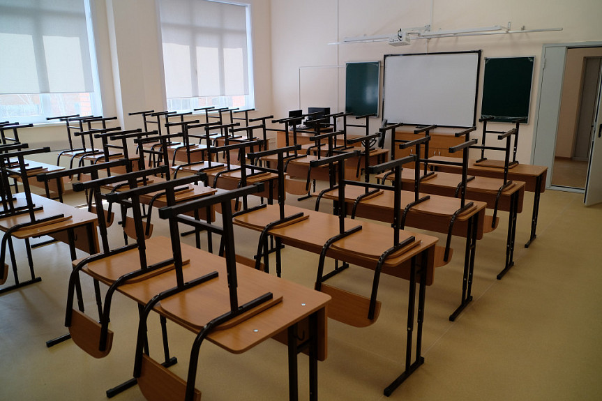 В Молдове школы переводят на онлайн обучение. Власти Гагаузии против