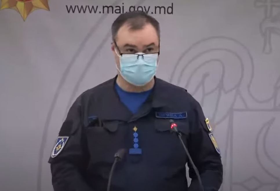  Власти призвали граждан не паниковать и не потреблять йод в чрезмерном количестве