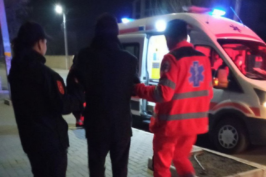 «Скорая» доставила в больницу мужчину, которому стало плохо на одной из улиц Комрата