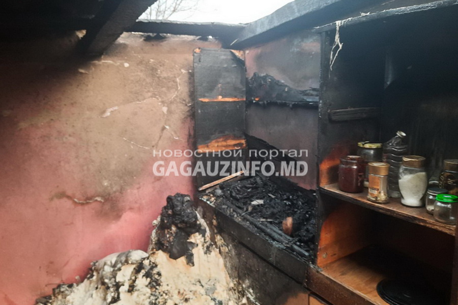Пожар в Чок-Майдане: загорелась летняя кухня частного дома