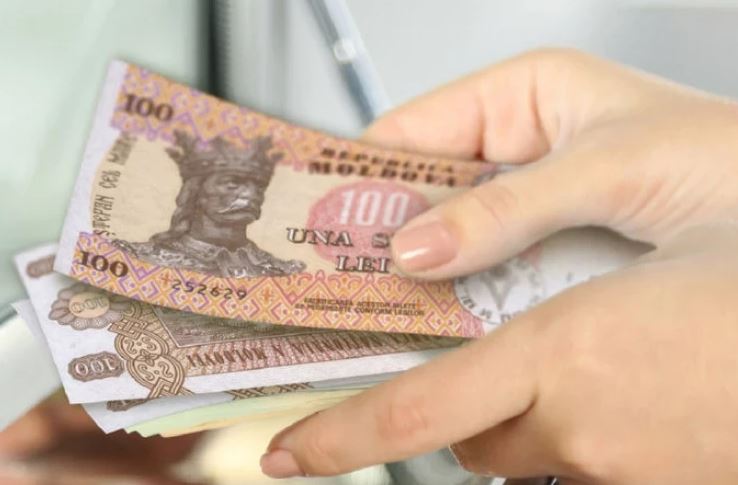 В Молдове почти 52000 беженцев получили банковские карты и деньги